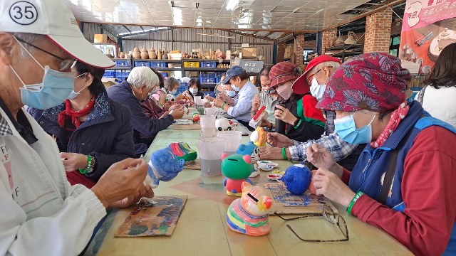 苗栗郵局110年樂齡活動-樂齡相遇春田窯 