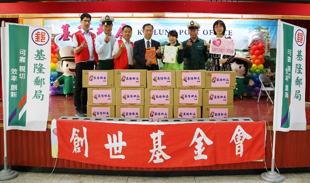 107年5月2日綠衣天使募集物資,捐贈創世義賣擴院 