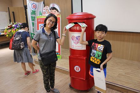 「手寫有溫度 寄信有真情--鋼筆達人講座暨書寫比賽」