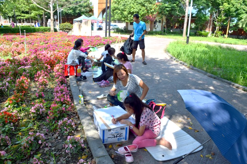花蓮郵局辦理「104年郵政壽險全國兒童創意寫生比賽」活動