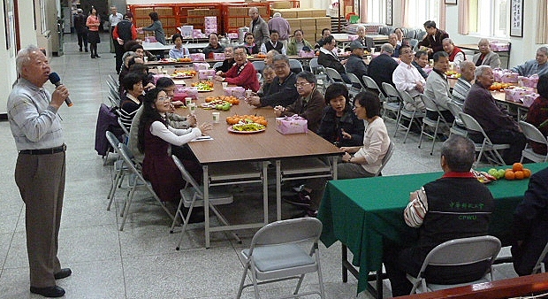 104年2月26日 中華郵政退休人員協進會基隆辦事處於基隆郵局5樓禮堂舉辦「104年新春團拜聯誼」，溫馨歡慶喜洋洋~~~