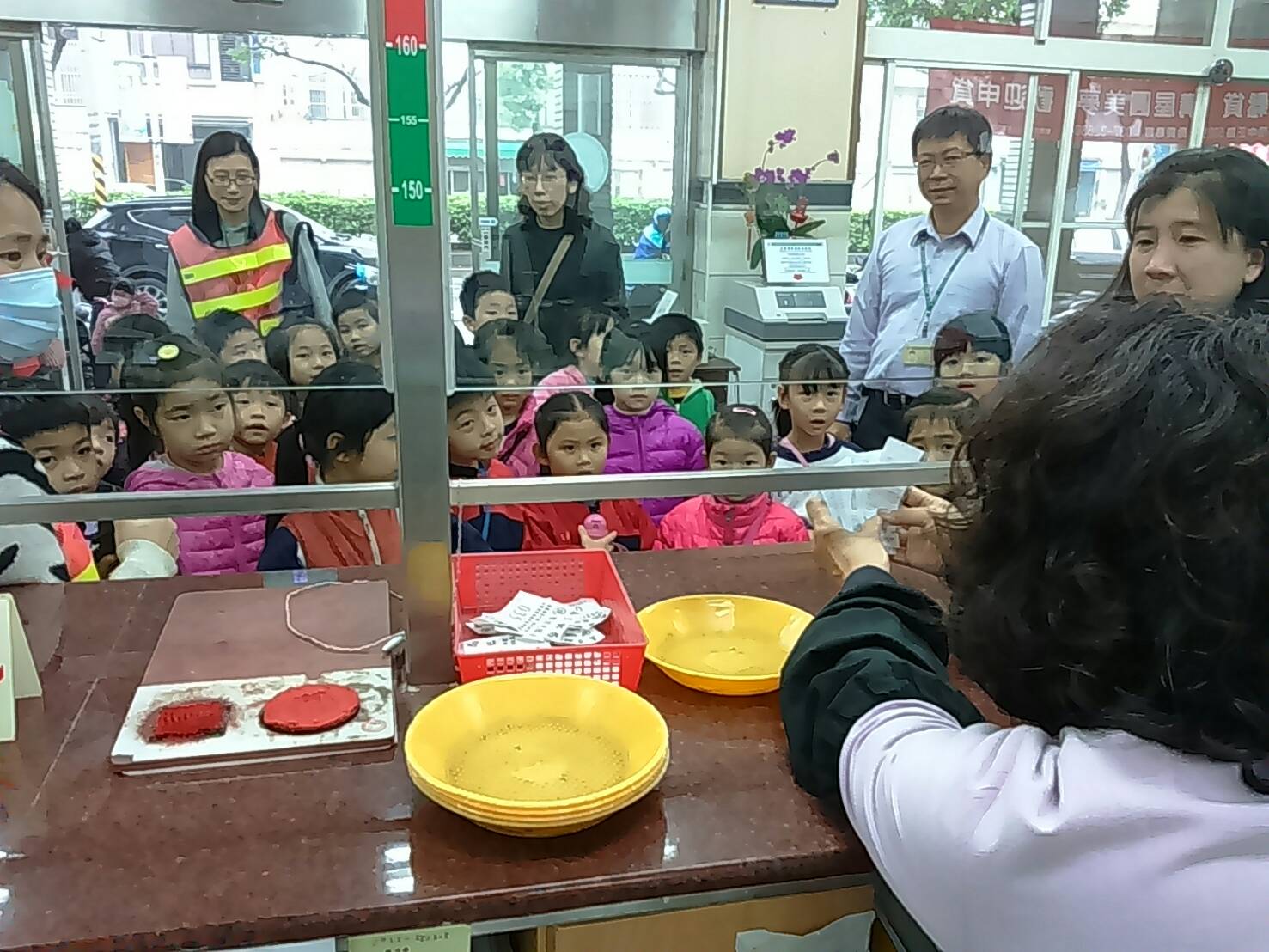 啟文國小附設幼兒園參觀嘉盛郵局