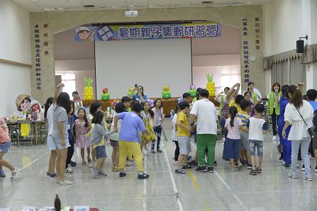 暑期親子集郵營暨明信片書寫活動-鳳山場