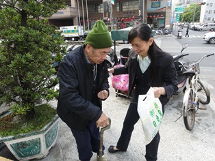 台南郵局104年關愛社區義診活動