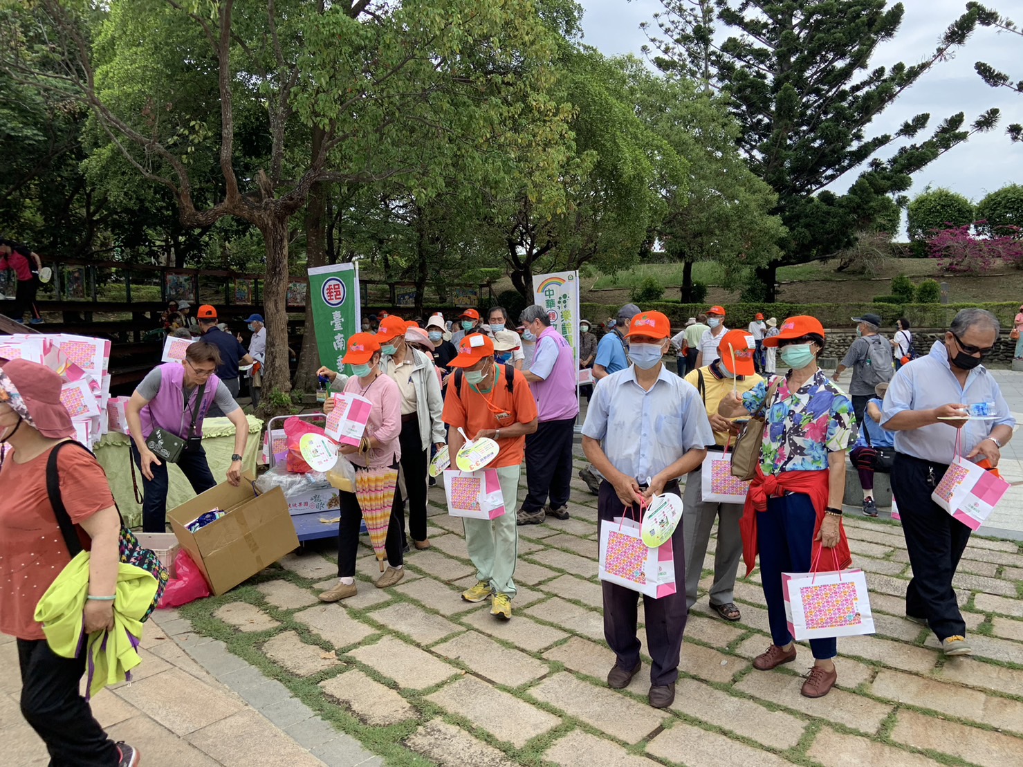 臺南郵局112年「中華郵政樂齡運動-暢遊南瀛八景之首」活動