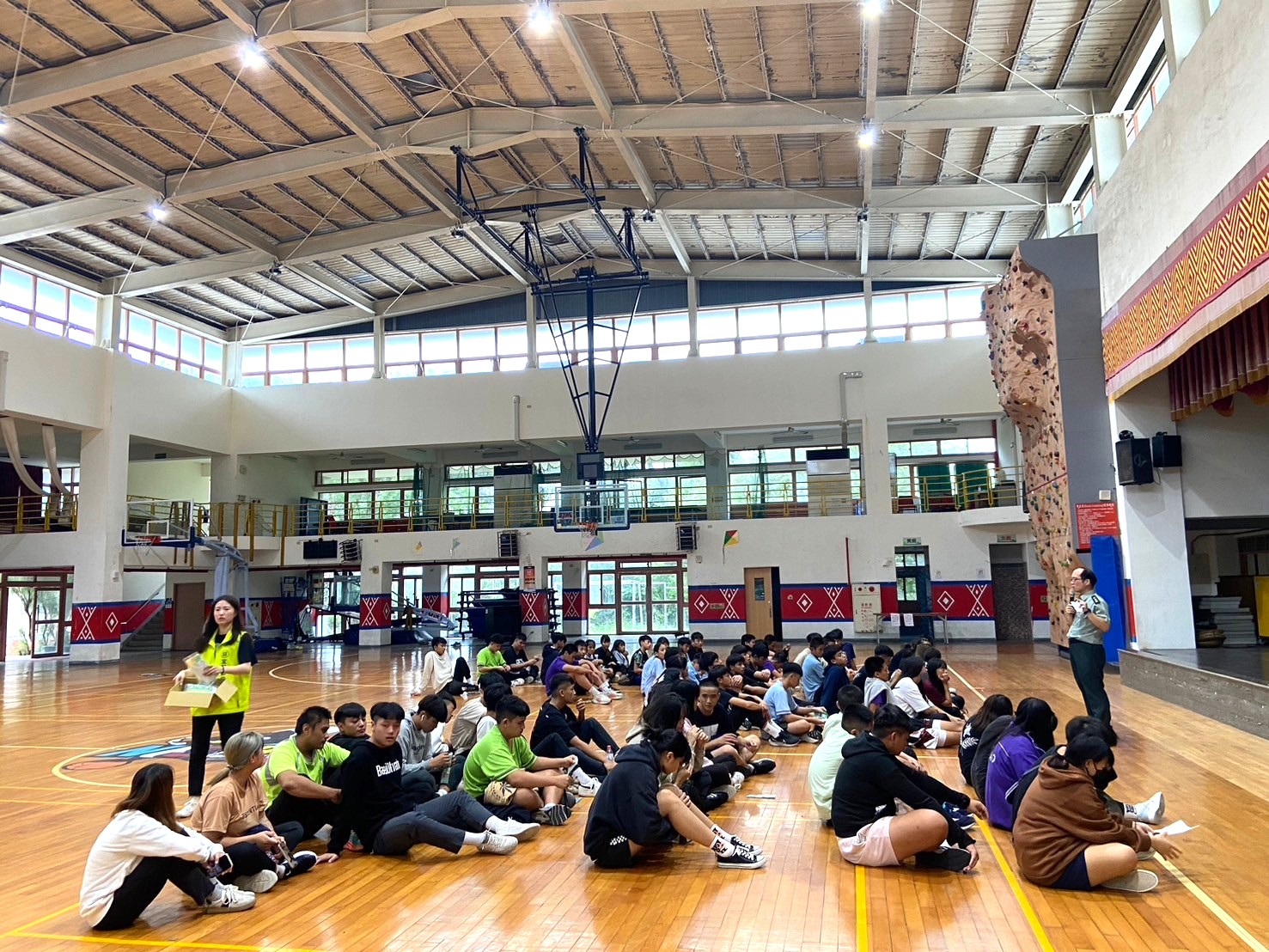 宜蘭郵局假「南澳高中」 深耕校園金融暨防詐知識