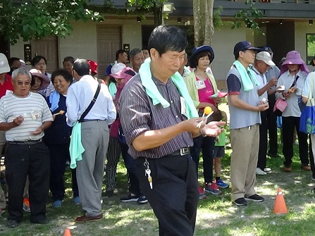 中華郵政不老運動-銀髮踏青樂悠郵