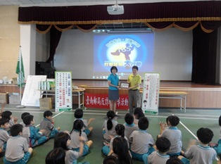 105年郵政博物館巡迴展列車開到臺南永康