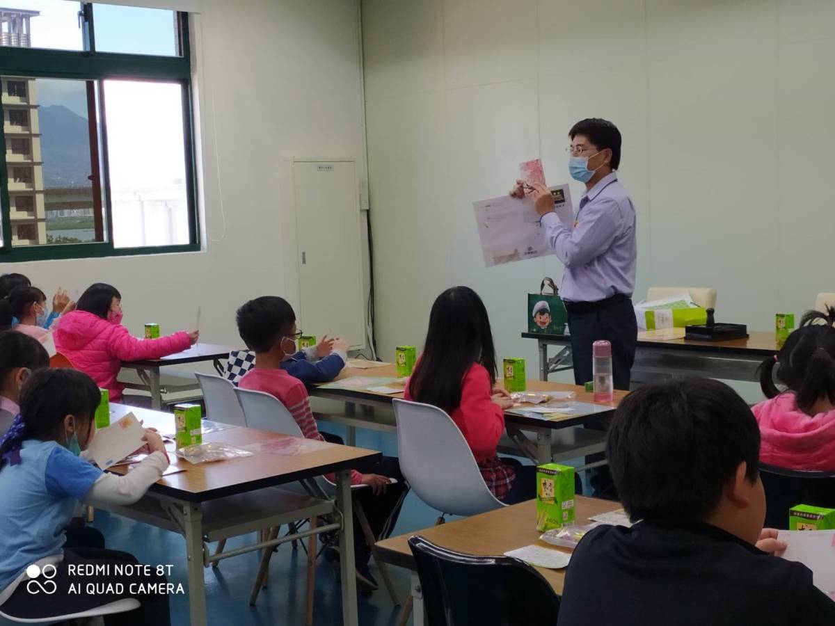 五股郵局-良華幼兒園及良華美術與語文理補習班參訪