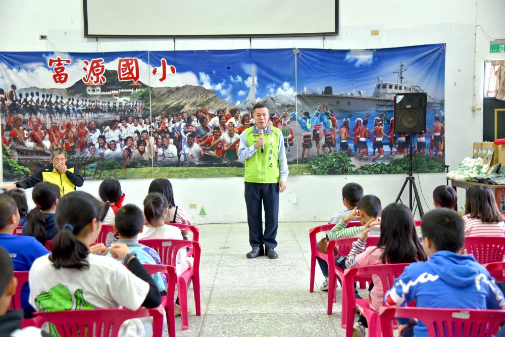 溫馨耶誕郵愛相伴-公益送暖愛心捐贈活動