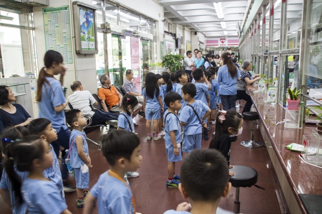 107年6月13日文馨幼兒園參訪基隆郵局