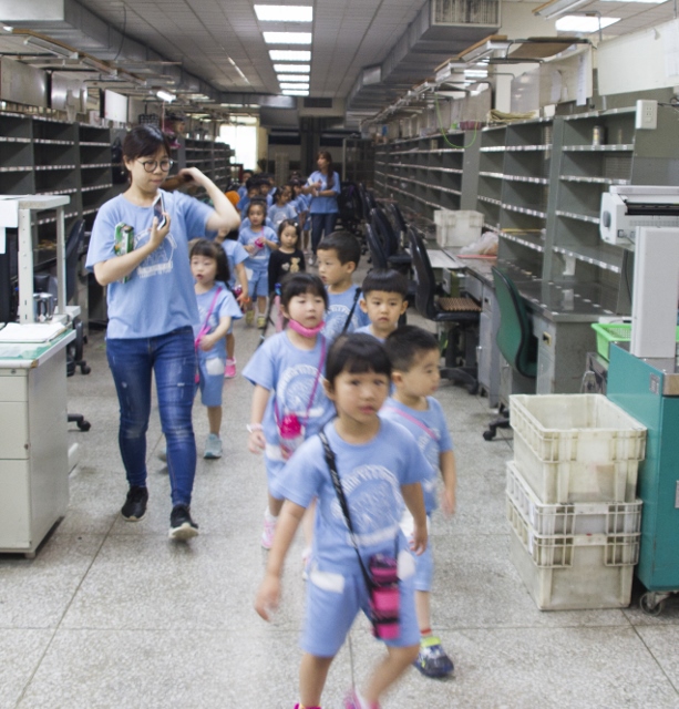 107年6月13日文馨幼兒園參訪基隆郵局