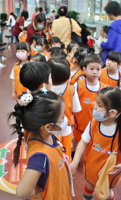 107年9月7日吉的堡幼兒園參訪基隆郵局