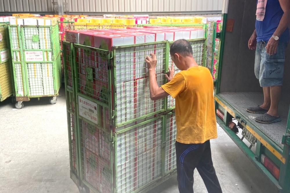 中秋關懷果農文旦柚上收服務