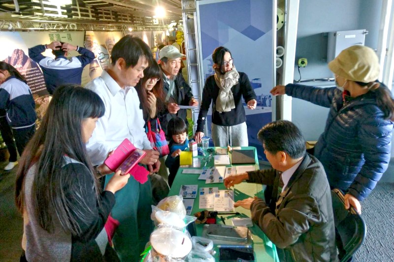海軍106敦睦遠航訓練支隊航訓巡迴展臨時郵局