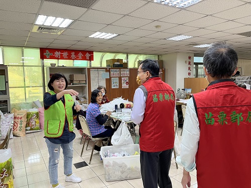 苗栗郵局物資捐贈暨關懷創世植物人