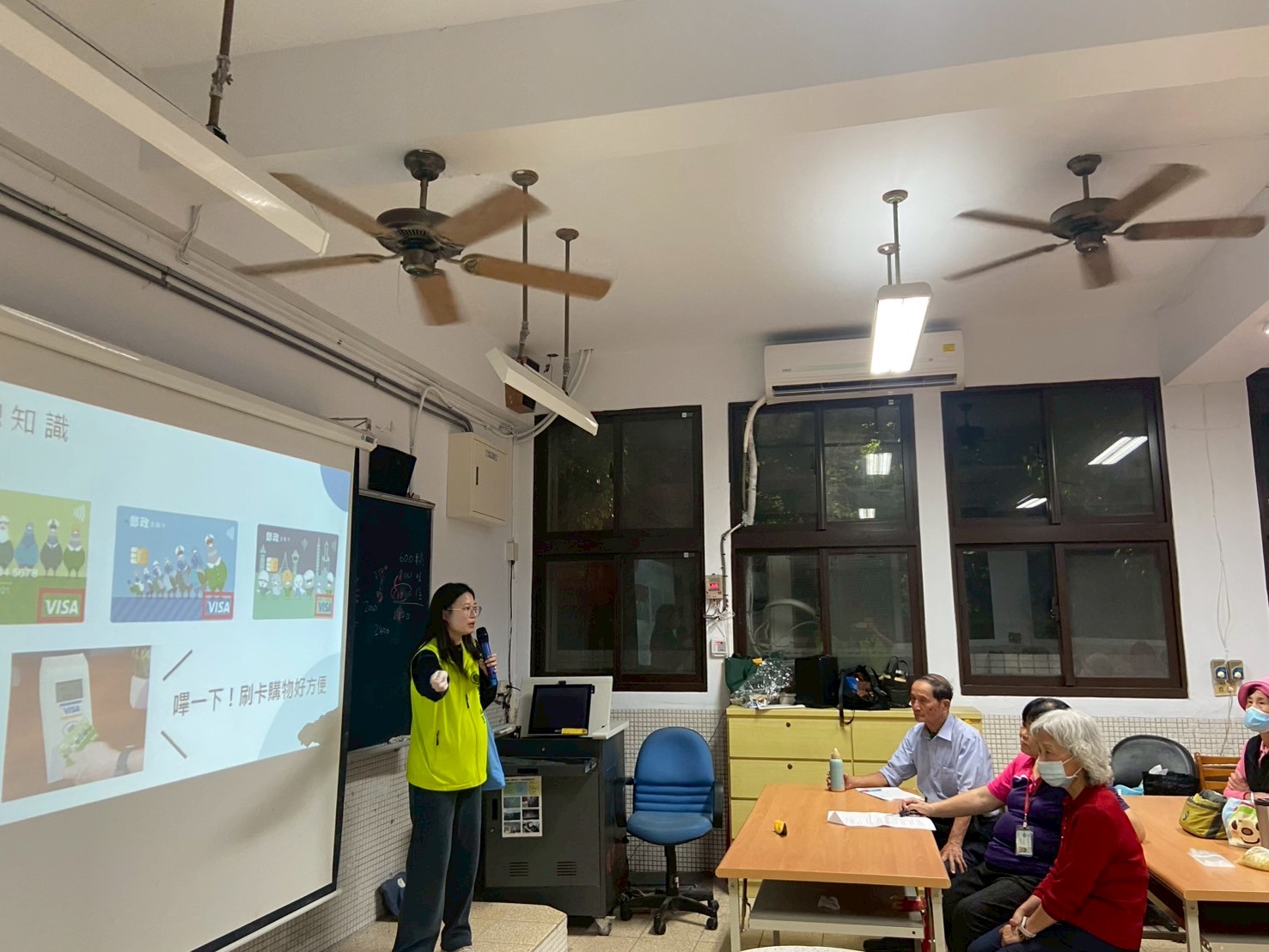 宜蘭郵局攜手宜蘭社區大學 推動金融保險知識與防詐騙教育