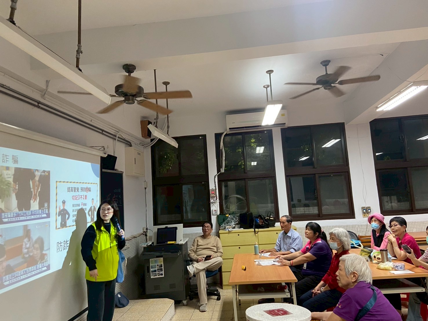 宜蘭郵局攜手宜蘭社區大學 推動金融保險知識與防詐騙教育