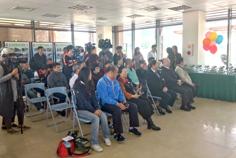 行動郵車造型水上市發表記者會