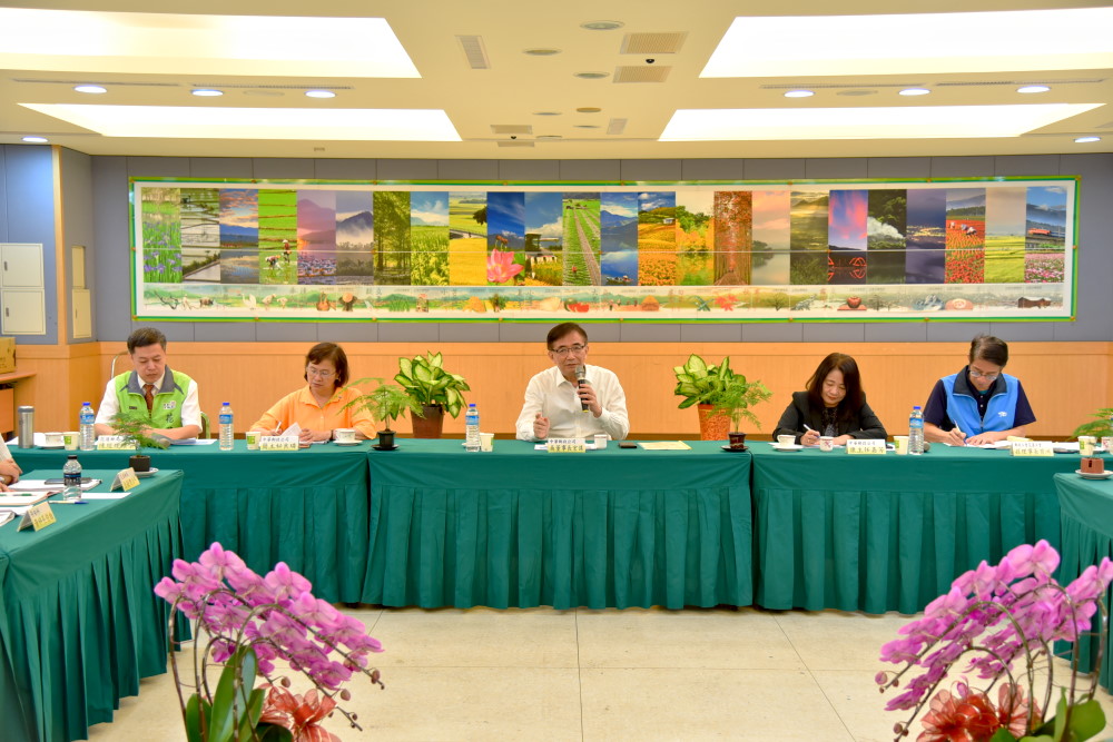 吳宏謀董事長視察業務及慰問同仁