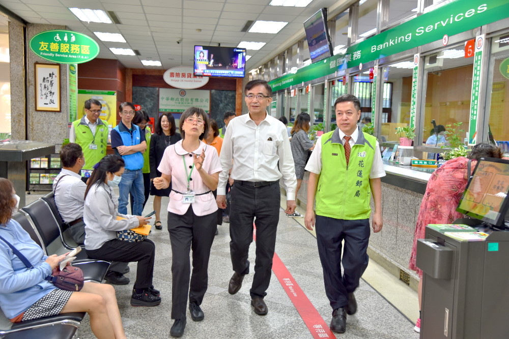 吳宏謀董事長視察業務及慰問同仁