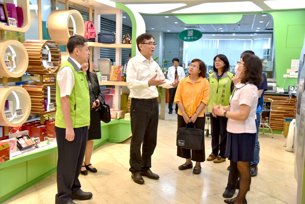 吳宏謀董事長視察業務及慰問同仁
