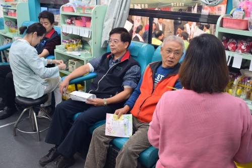 花蓮郵局捐血月 與港務分公司號召捐血