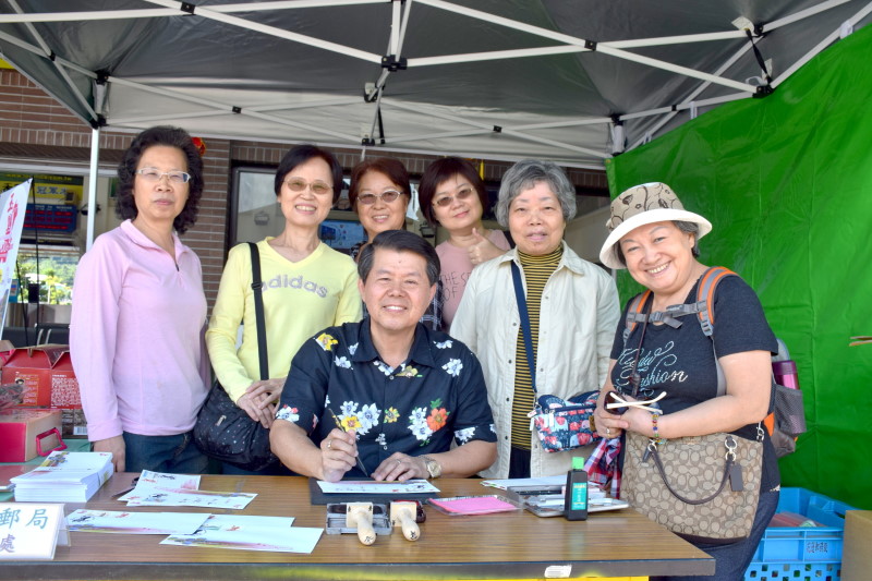 參與玉里建鎮百年設置臨時郵局