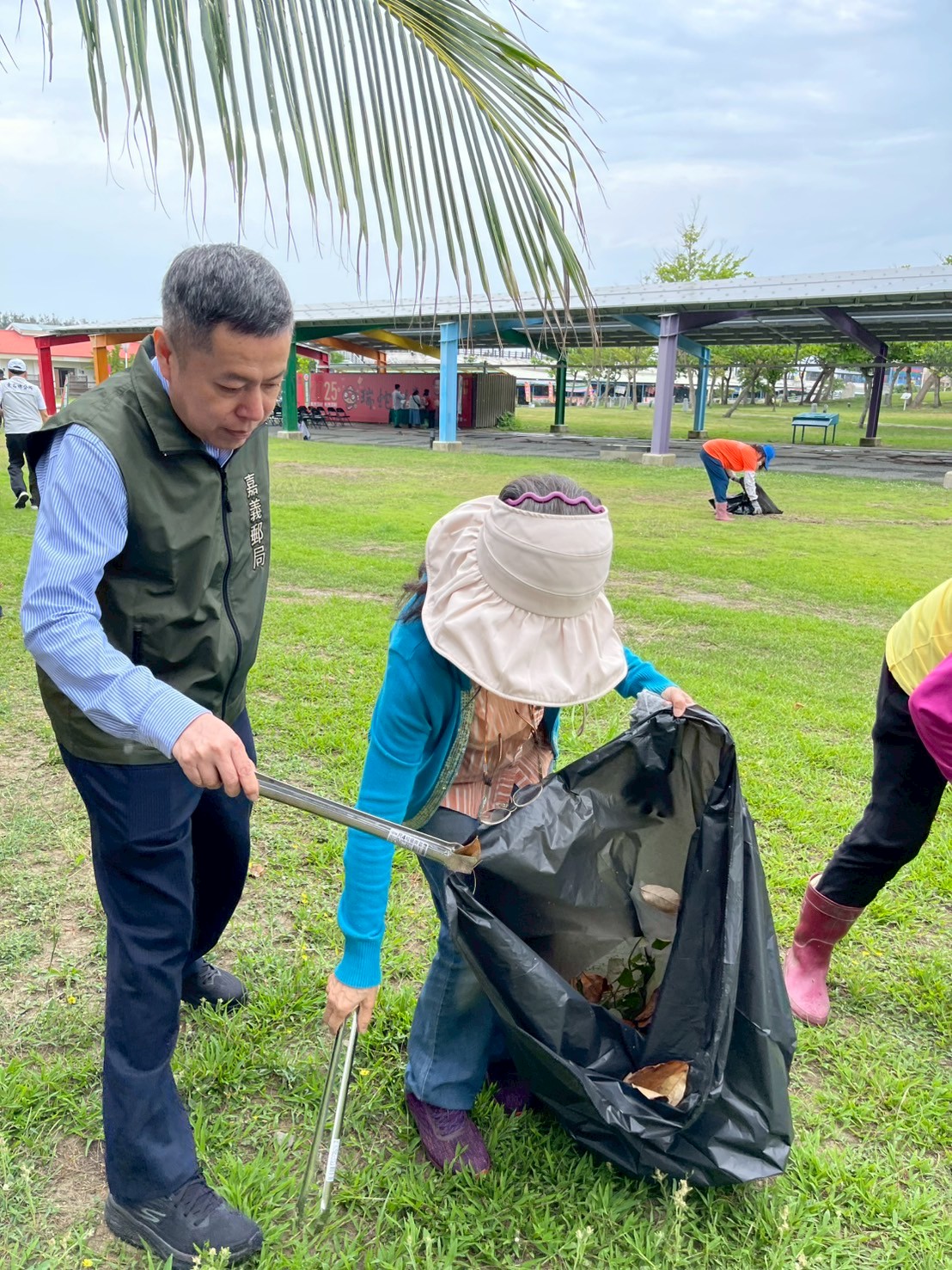 全國郵局攜手淨灘-嘉郵齊心守護環境