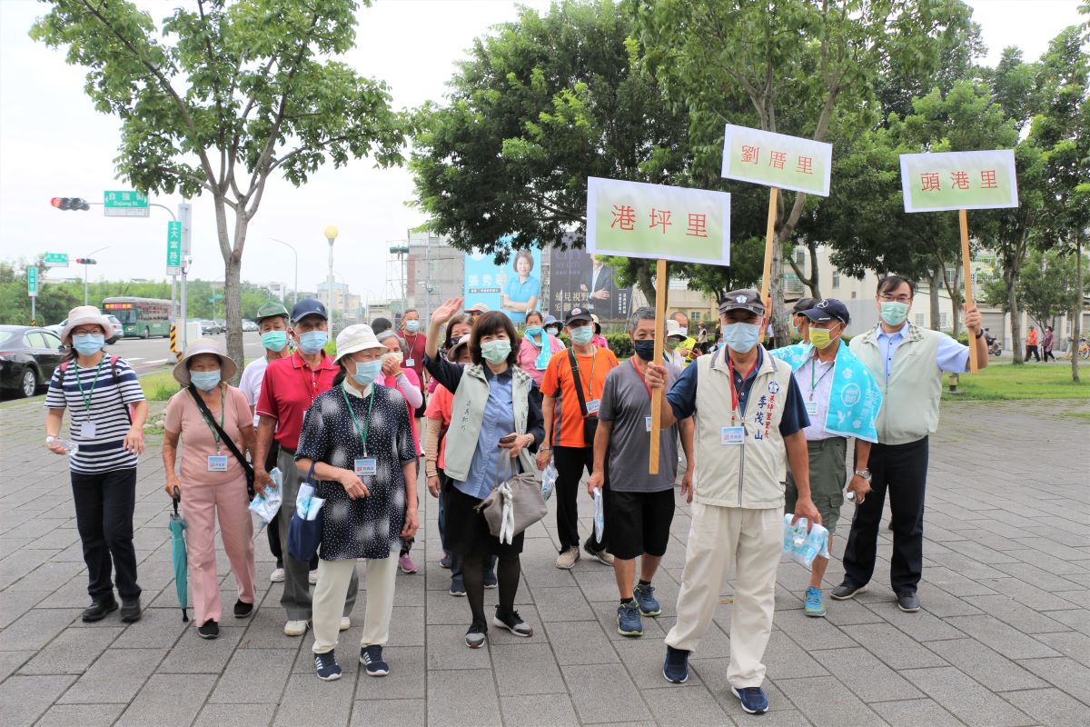 111年「中華郵政樂齡運動–銀髮踏青樂悠郵」健走活動