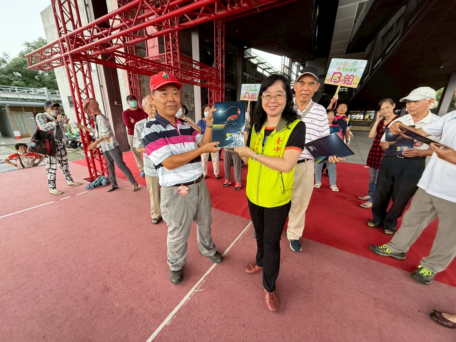 「中華郵政樂齡運動－樂齡集郵休閒趣」