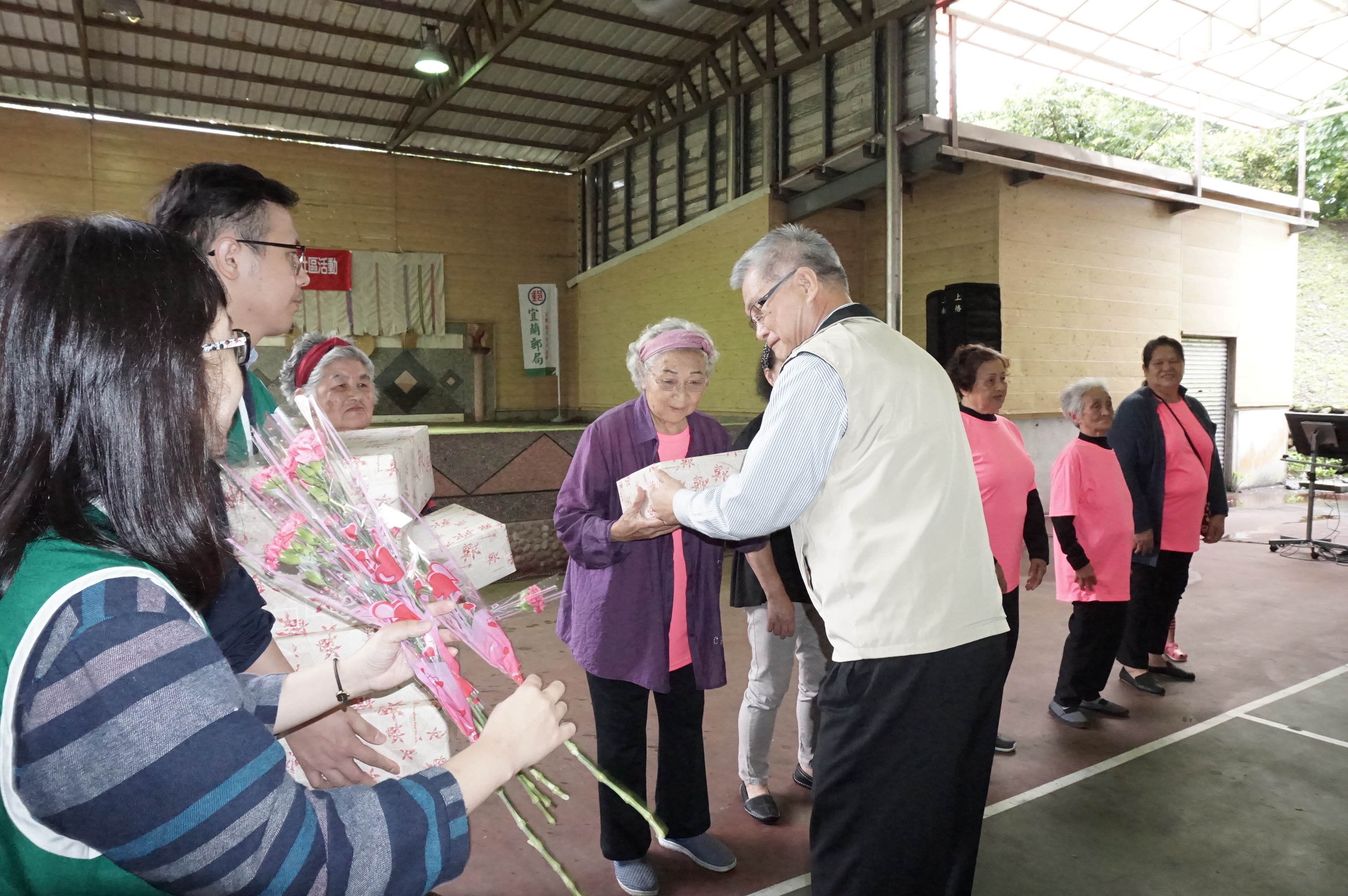 慶祝母親節暨關懷原民鄉