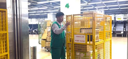 「綠衣天使」新典範　高雄郵局蔡仲哲奪大 武山職場新人賞