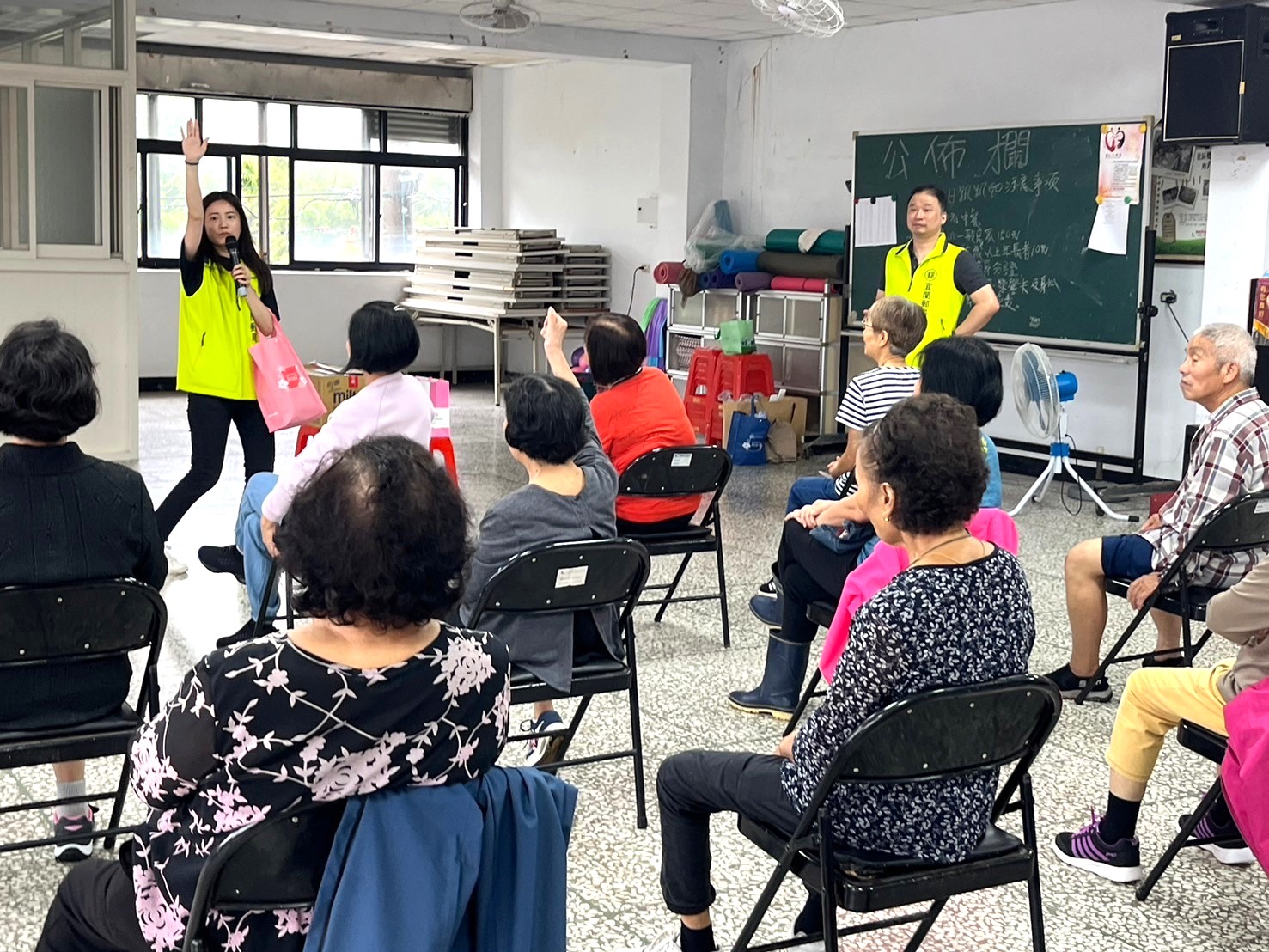 宜蘭郵局假蘇澳「存仁社區」辦理講座 增進長者金融暨保險知識