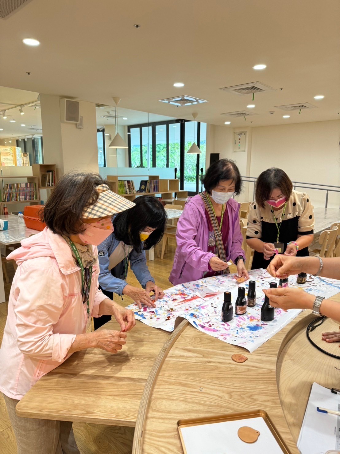 113年中華郵政樂齡運動-銀髮踏青樂悠郵