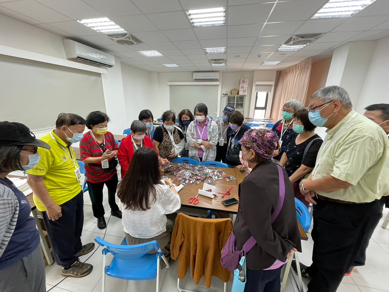 中華郵政屏東郵局樂齡運動-樂齡學習體驗 