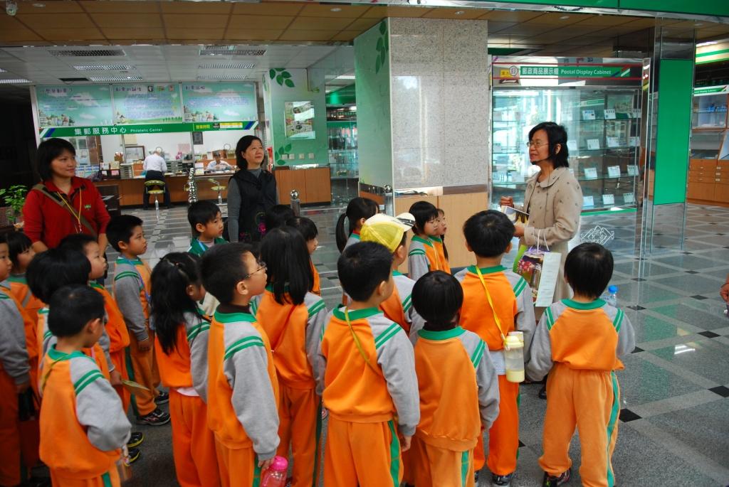 103年民生幼兒園參觀本局       