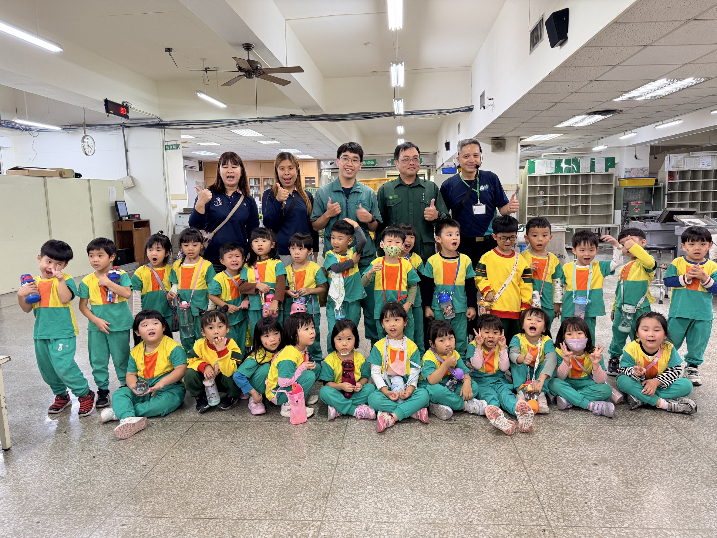 花蓮市立幼兒園參訪花蓮郵局　體驗小小郵差樂趣滿滿