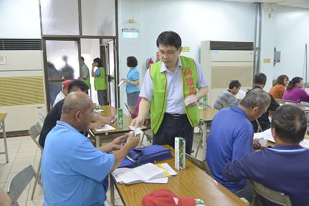 107年高雄郵局橙蜜香番茄推廣說明會