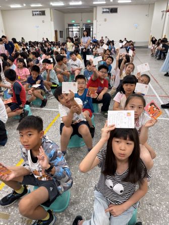 「媽媽我愛您」母親節明信片書寫活動