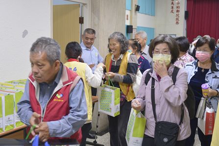 高雄郵局112年第四季樂齡運動