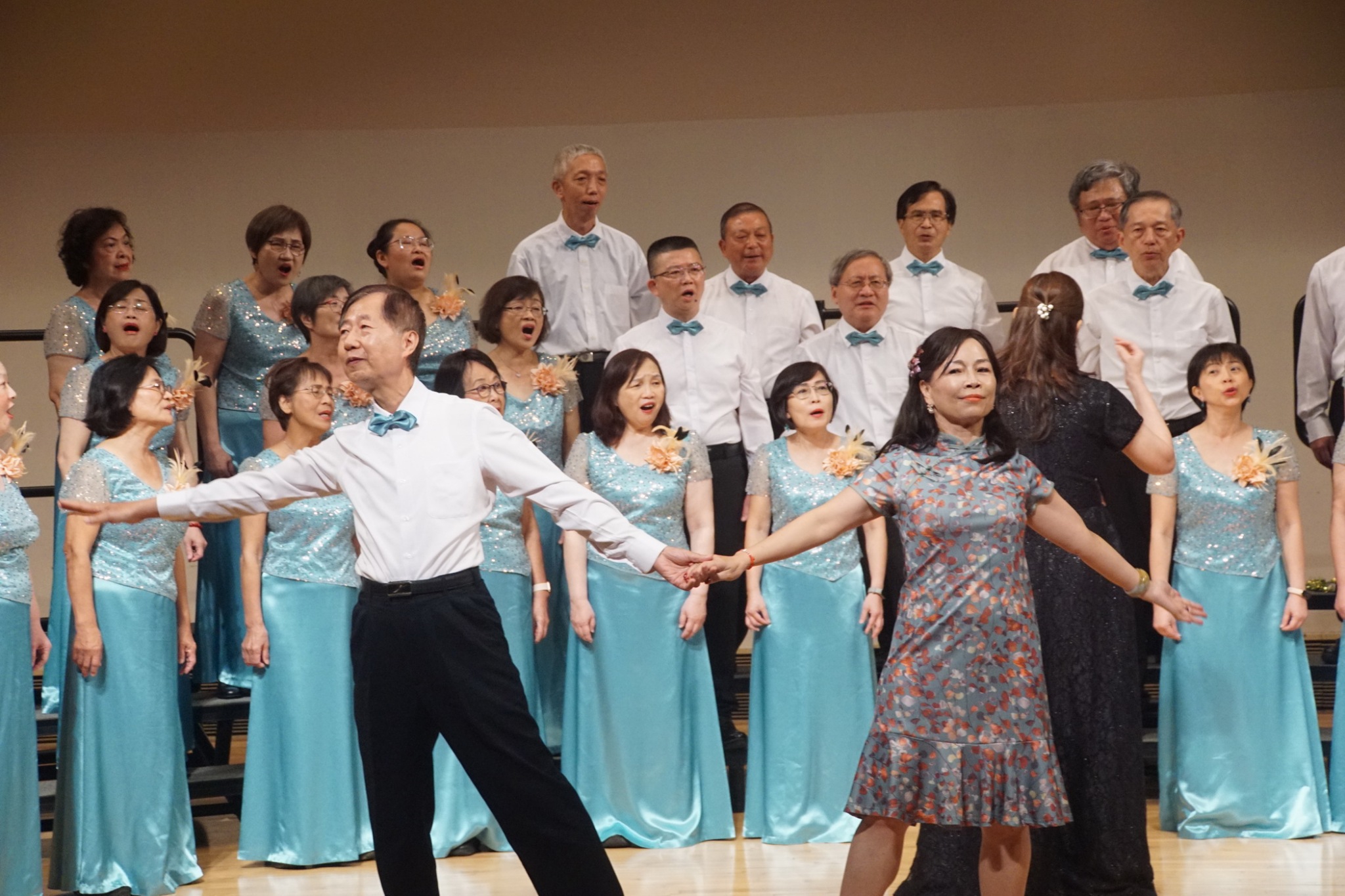 中華郵政樂齡運動「蘭都樂曲 再次響起」臺南郵局邀請「郵聲合唱團」臺南開唱