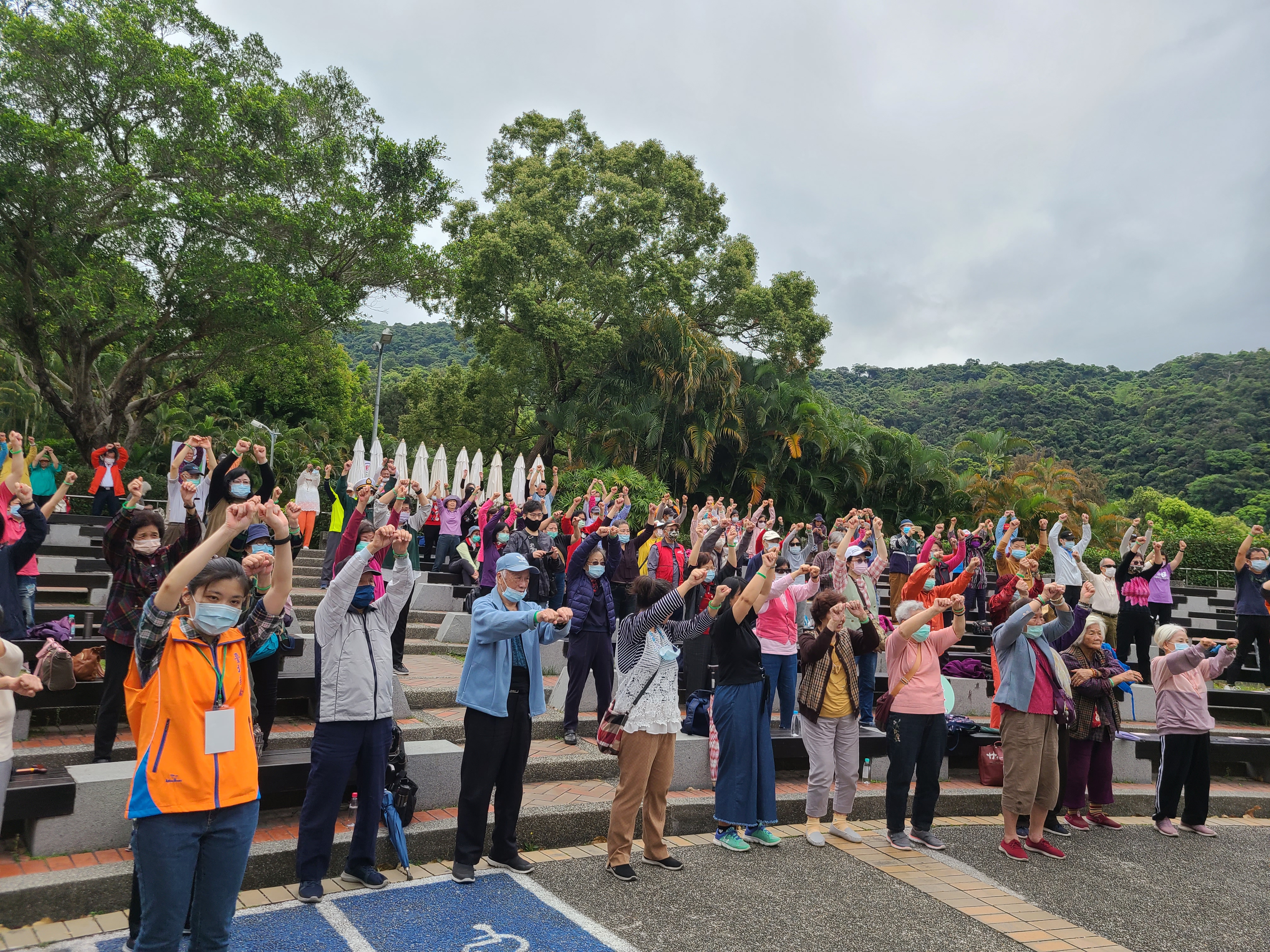 臺北郵局樂齡運動-銀髮踏青樂悠郵