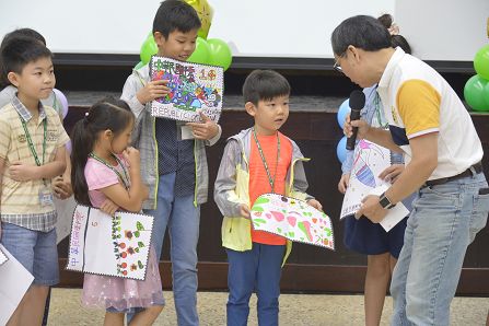 暑期親子集郵營暨明信片書寫活動-高雄場