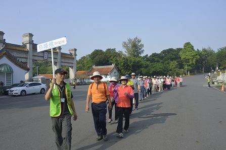 中華郵政不老運動–銀髮踏青樂悠郵