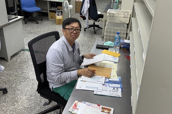 擔任代理稽查期間，主動協助同仁分擔工作，工作質量優良。