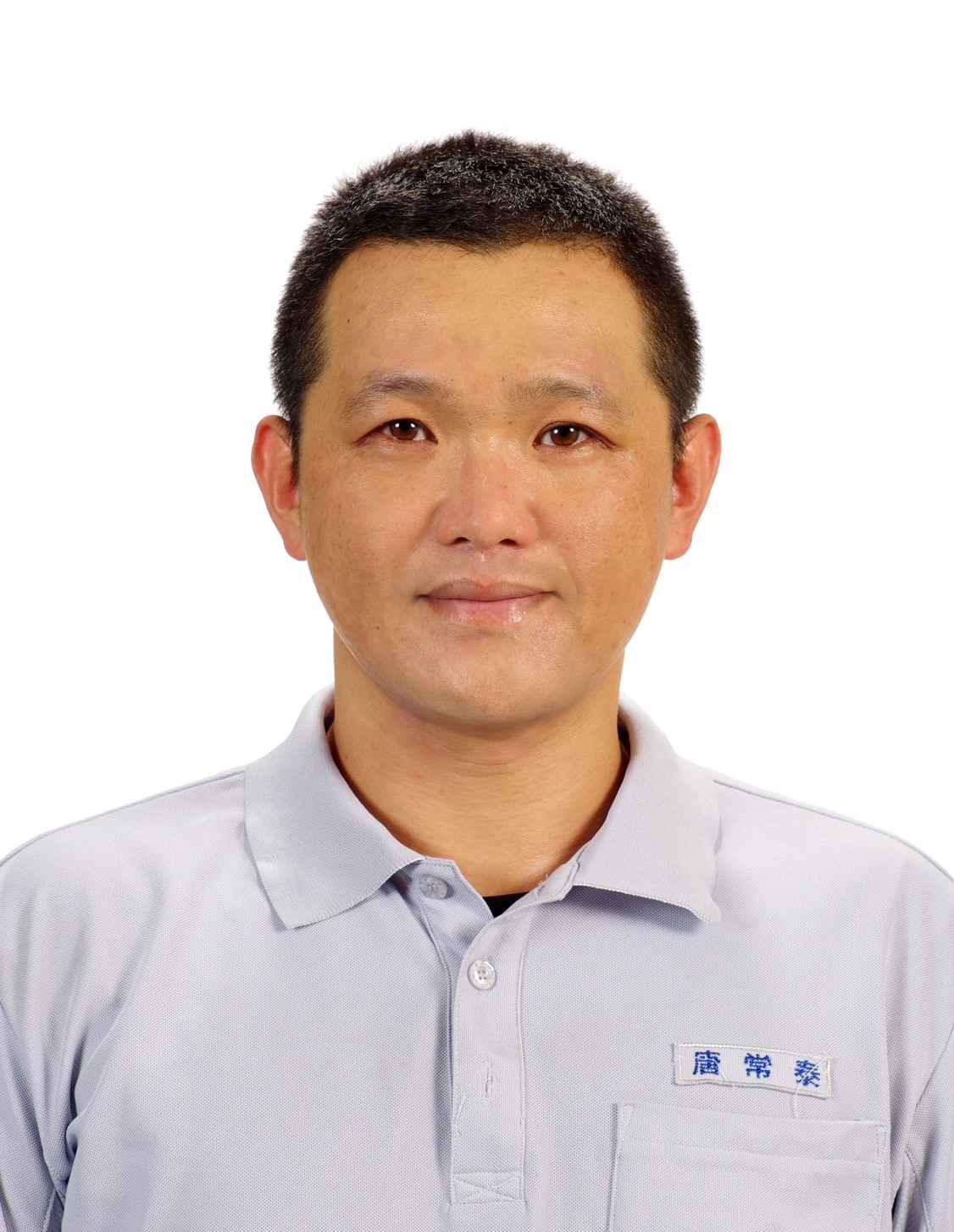 與同事相處非常融洽，不但能完成份內工作，也會熱心協助其他同仁完成排信及投遞工作，營造局內和諧氣氛，讓本股同仁更有向心力。 