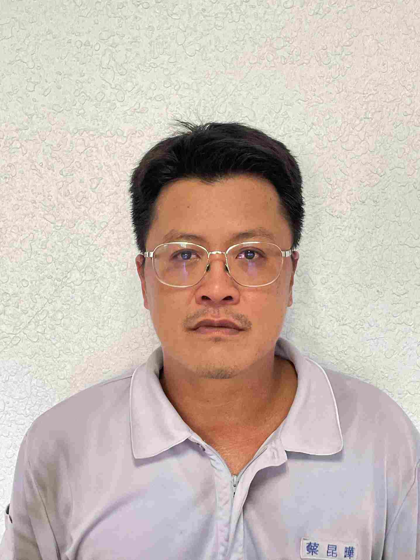 擔任快包段投遞，平時投遞完成後，樂於助人，盡力協助同仁投遞為完成之工作。
