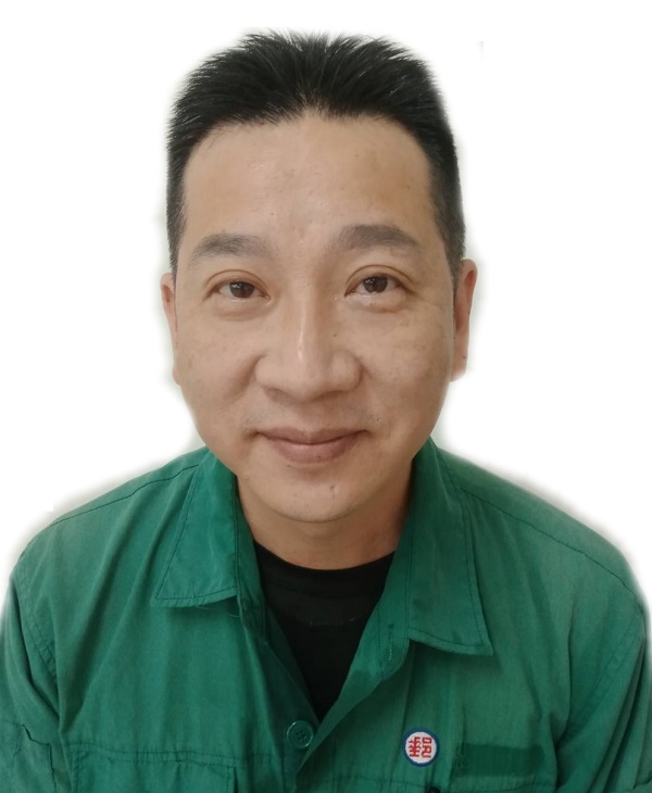 曾員工作態度極其積極，面對繁重郵件量，主動配合局內加班與扛段作業，並熱心協助同仁投遞大型包裹，有效緩解第一線投遞壓力，其勇於任事、不畏辛勞的敬業精神，堪為同仁優良楷模。 