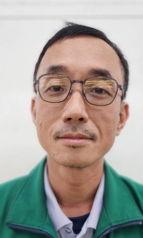 擔任三民、仁武早班快包投遞段，負責盡職，投遞效能突出，常為同仁解決問題並支援協投郵件，在工作上的表現令人印象深刻。